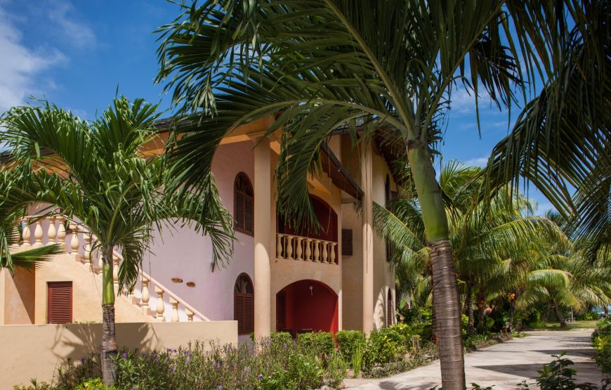 Castello Beach Hotel