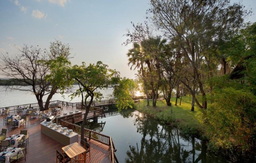DAVID LIVINGSTONE SAFARI LODGE AND SPA